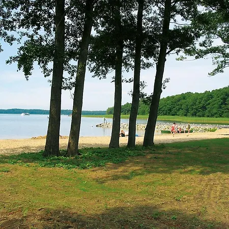 Sarcon Hafendorf 홀리데이파크 *