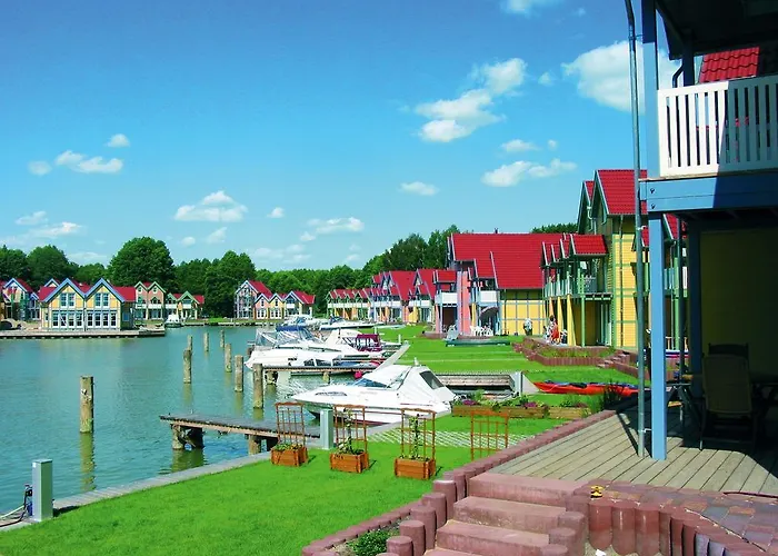 Sarcon Hafendorf 假日公园